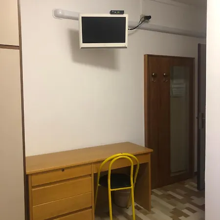 招待所 Filoxenia Social House 阿维亚诺